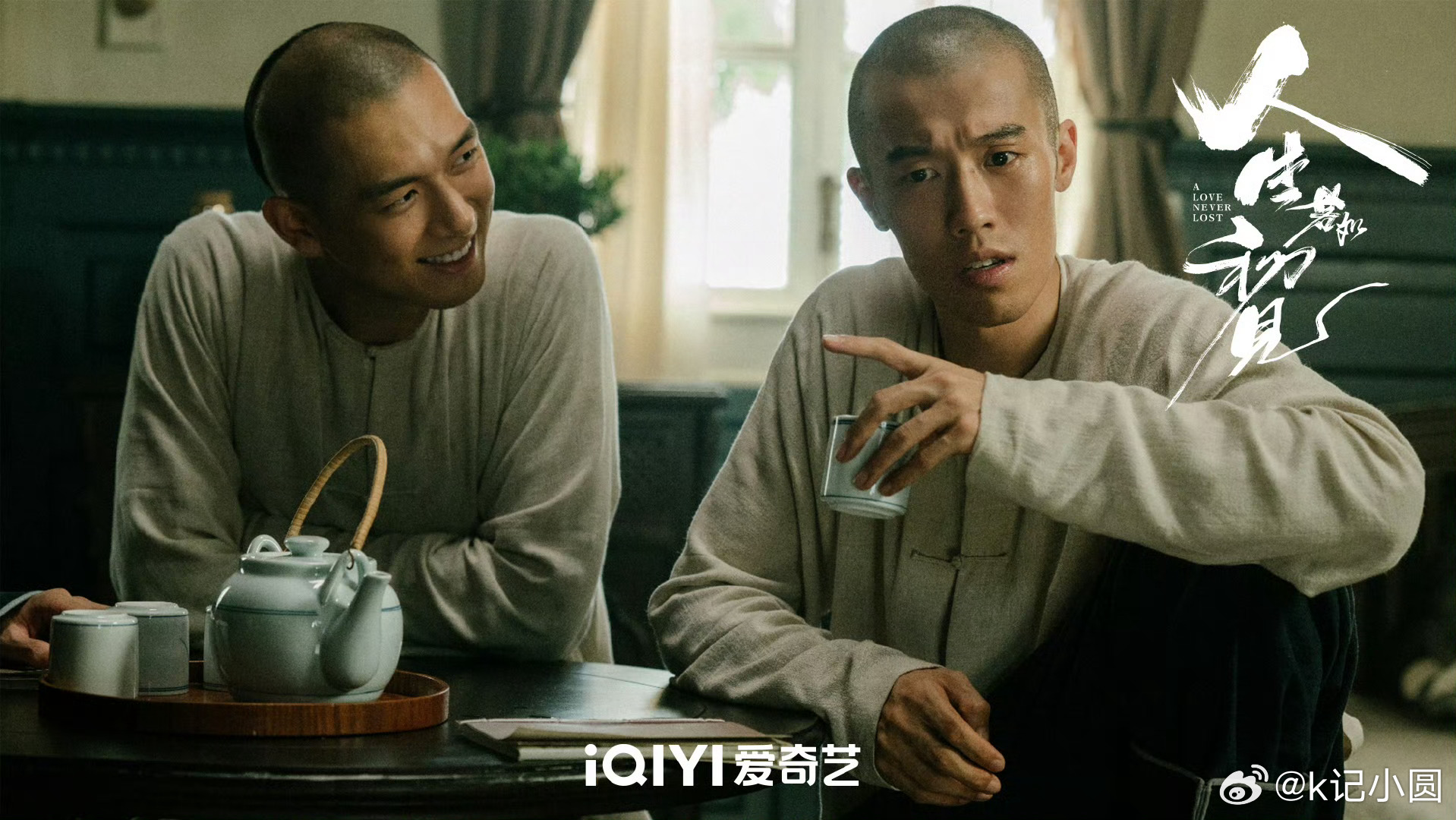 我学完多邻国出国就这样 杨凯之把餐厅当口语考场，一个