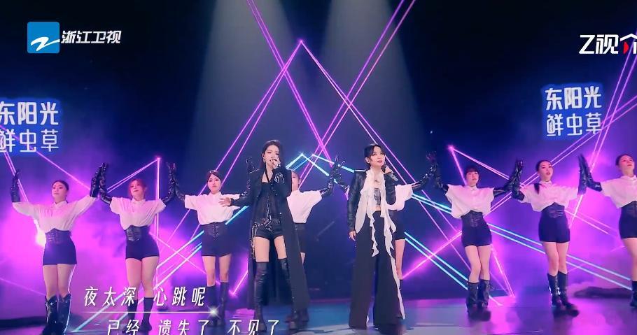喻言ending眼神梦回易燃易爆炸《遗失的心跳》舞台结尾氛围感拉满，喻言定格的e