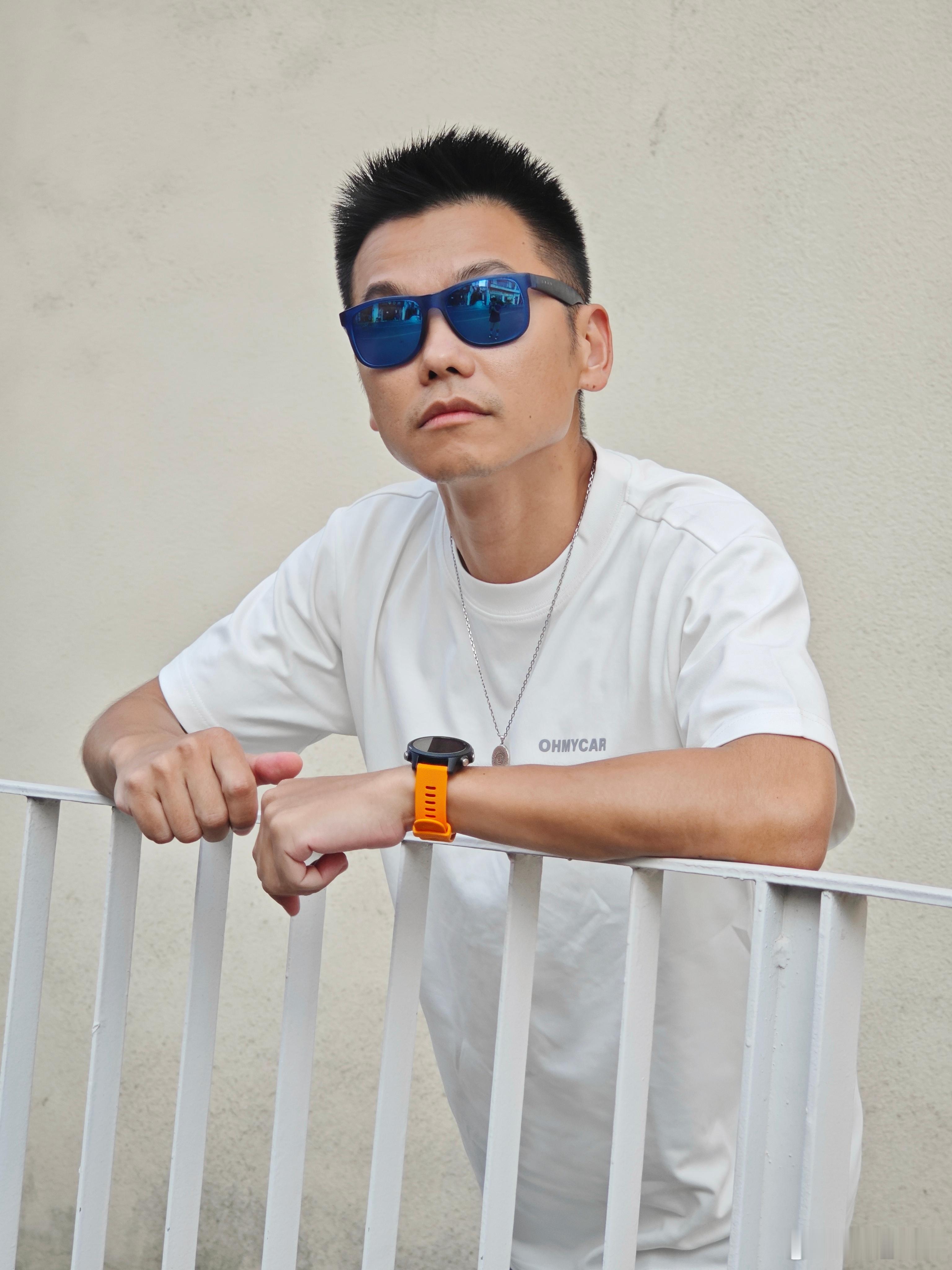 感谢送的衣服，汽车文化衫我只选OMC[不愧是你] ​​​