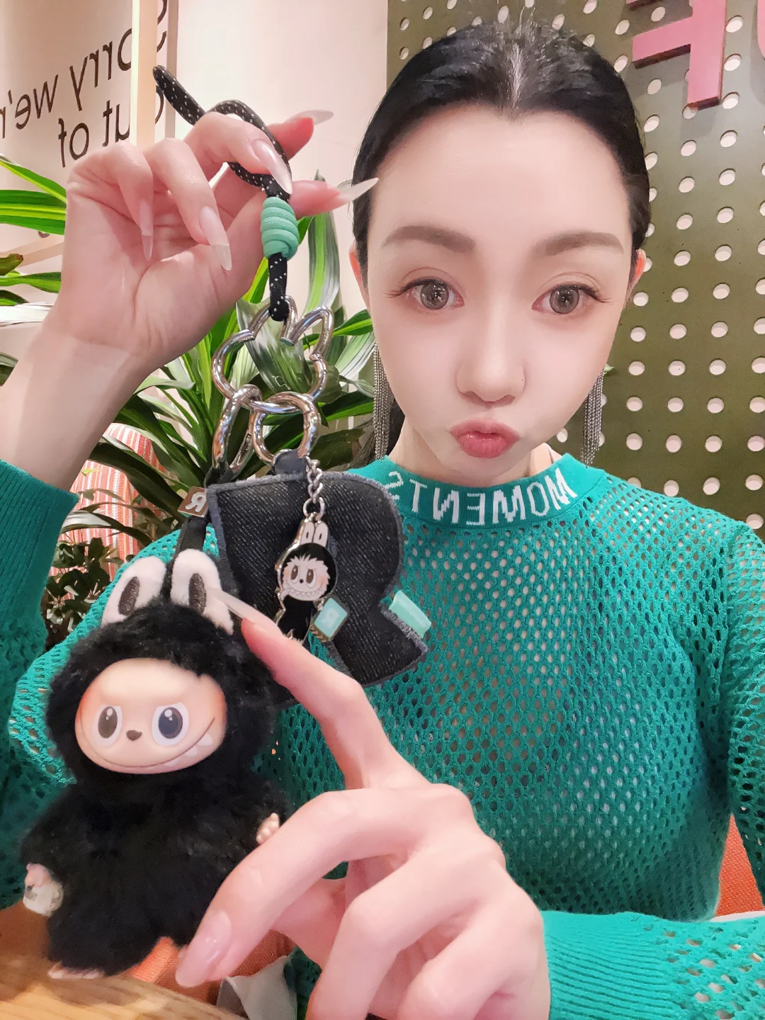 谁和我一样拥有小黑R的迷你Labubu🖤