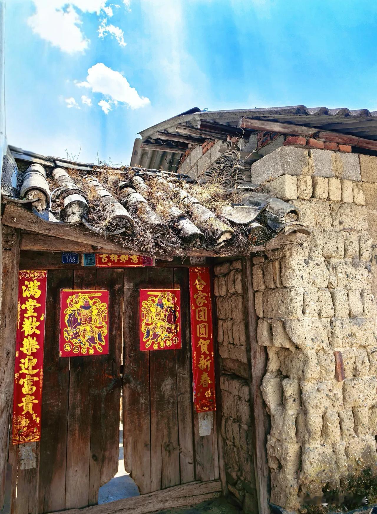 私有制是文明的基础吗?
文明诞生源于生产力进步、分工与共同体协作。历史上，原始文