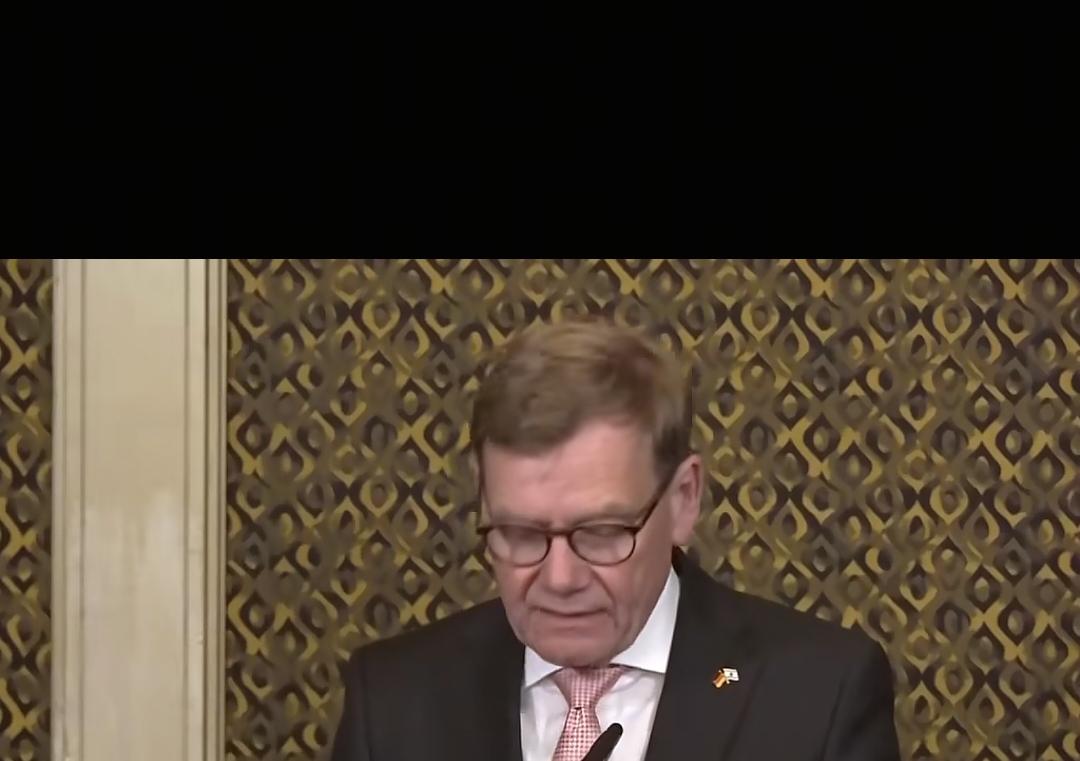 日本还在闹腾，德国也凑过来刷存在感。德国外长瓦德富尔在访华前夕，将中德关系中的原