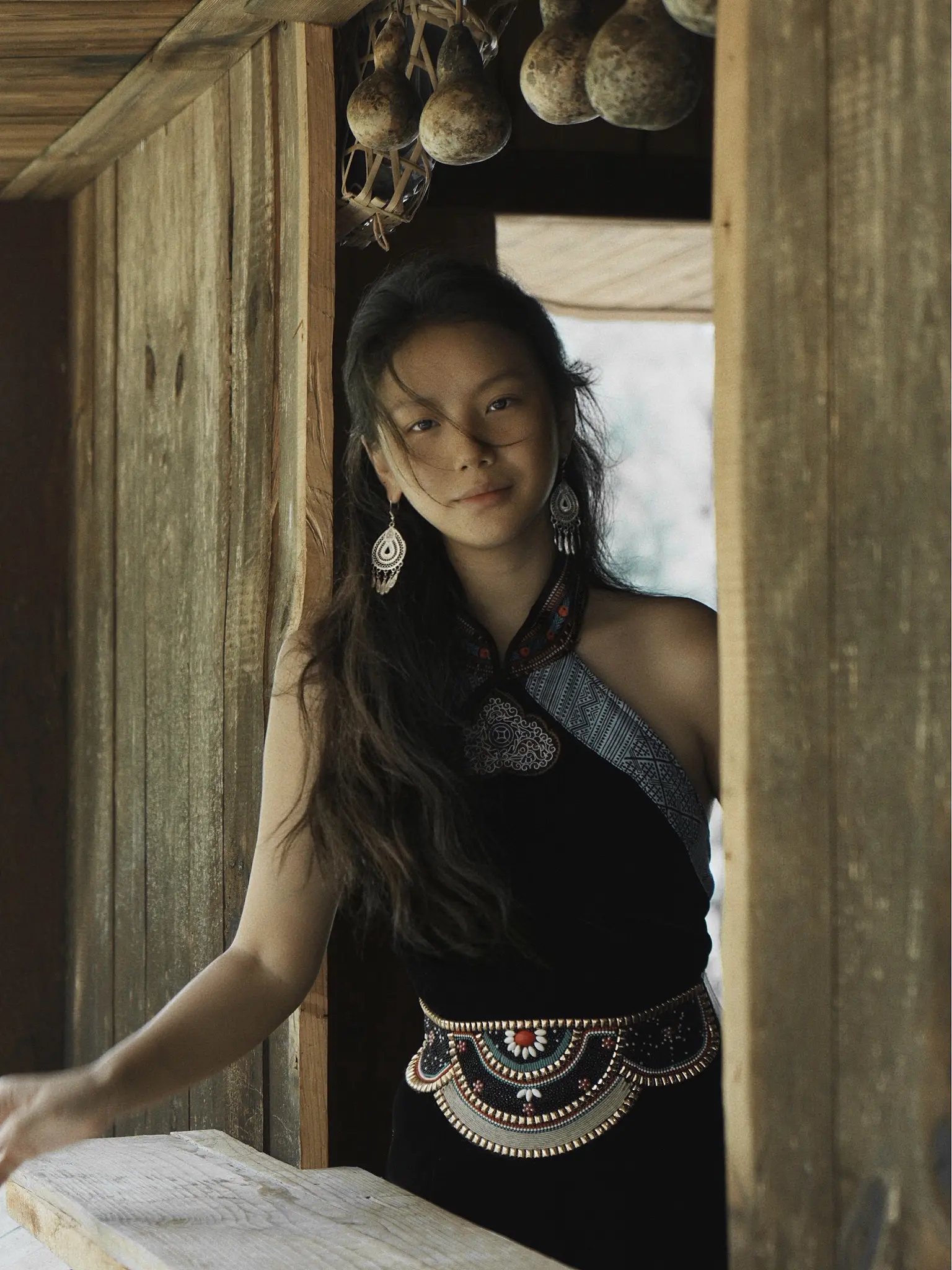 记忆是条长线盘旋在天边。