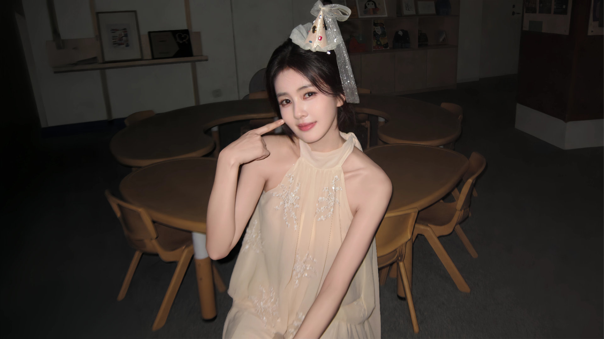 白鹿 种竹子9/31、种植时间：种植竹子要选好合适的时间，周边气候适宜的话，可以