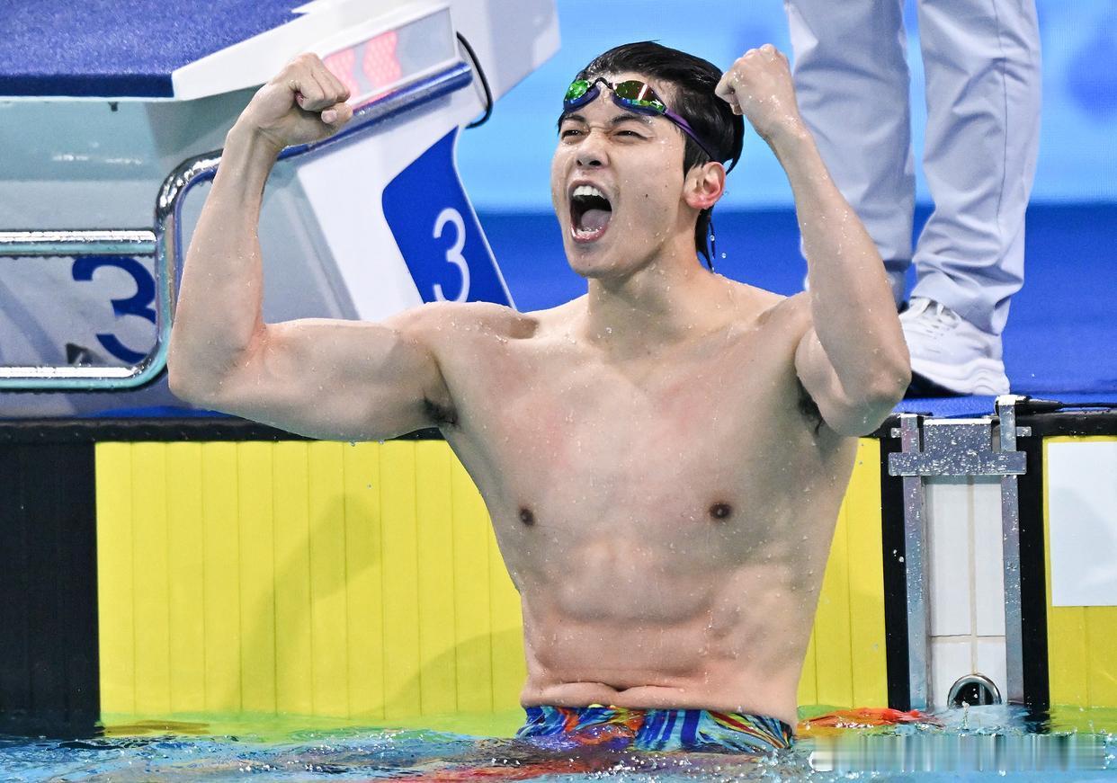 🏊🏻♂️ 第十五届全运会丨游泳 图集16男子200米个人混合泳 决赛图集浙江