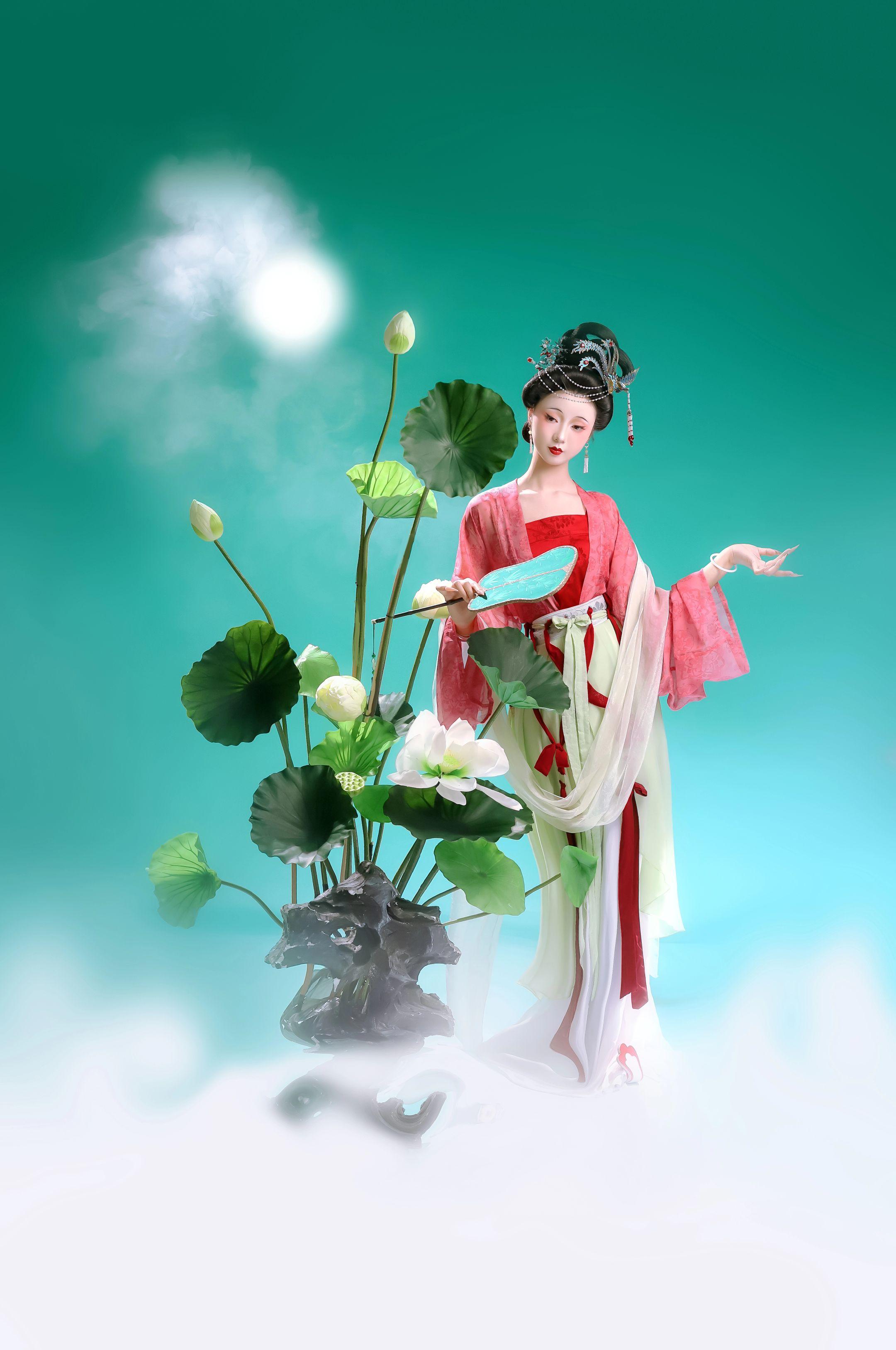 觅得尘外谪仙踪。荷花拍照 宋仕女