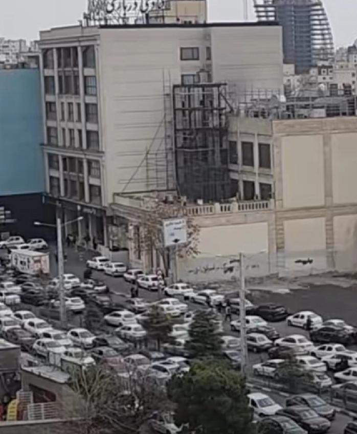 美以已然打开了魔盒，魔盒带来的或许是惊喜，但更可能带来的是噩梦！死了一个神权领袖