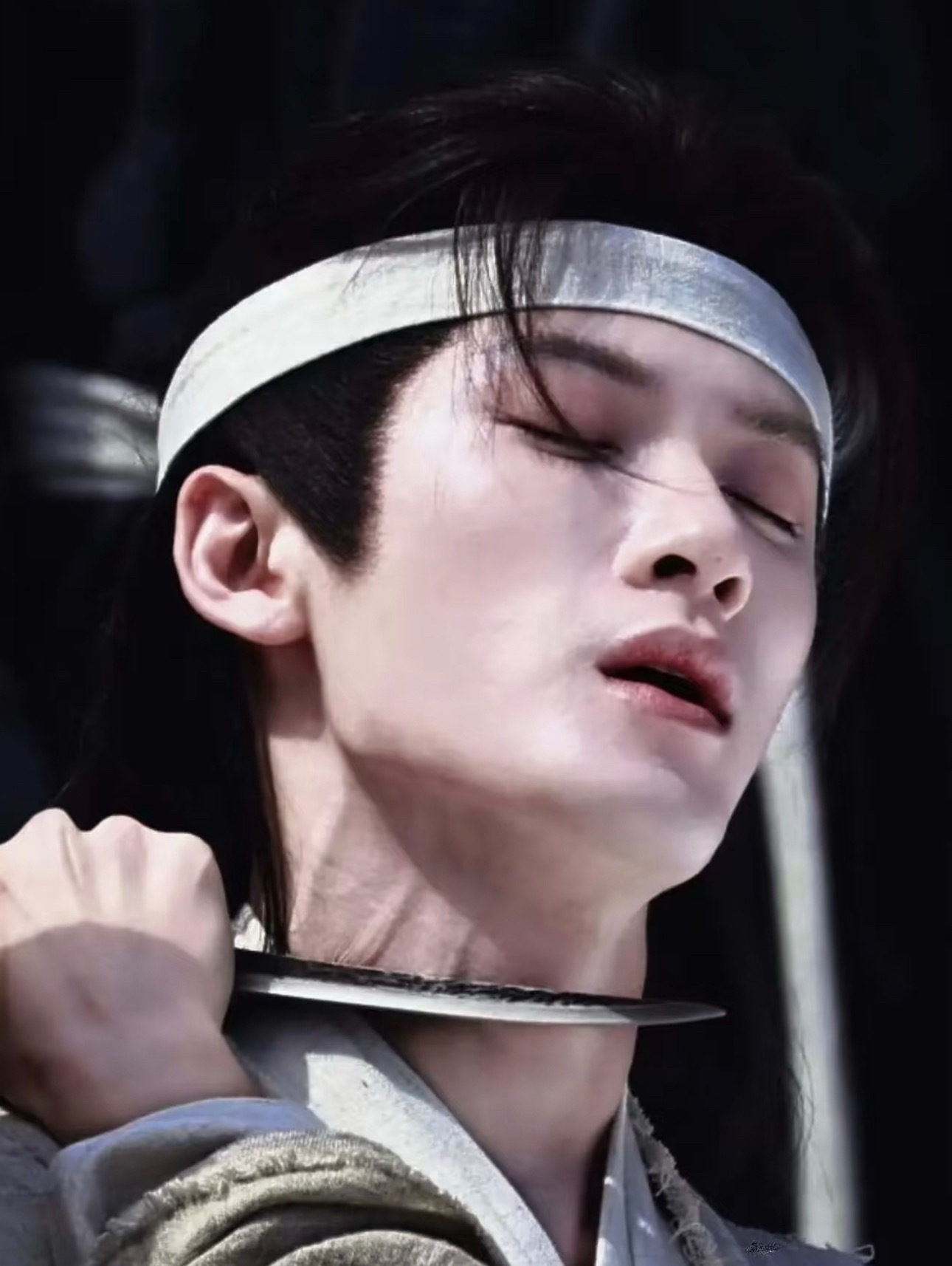 看到有人说这是《五A级颈区》啊啊啊 