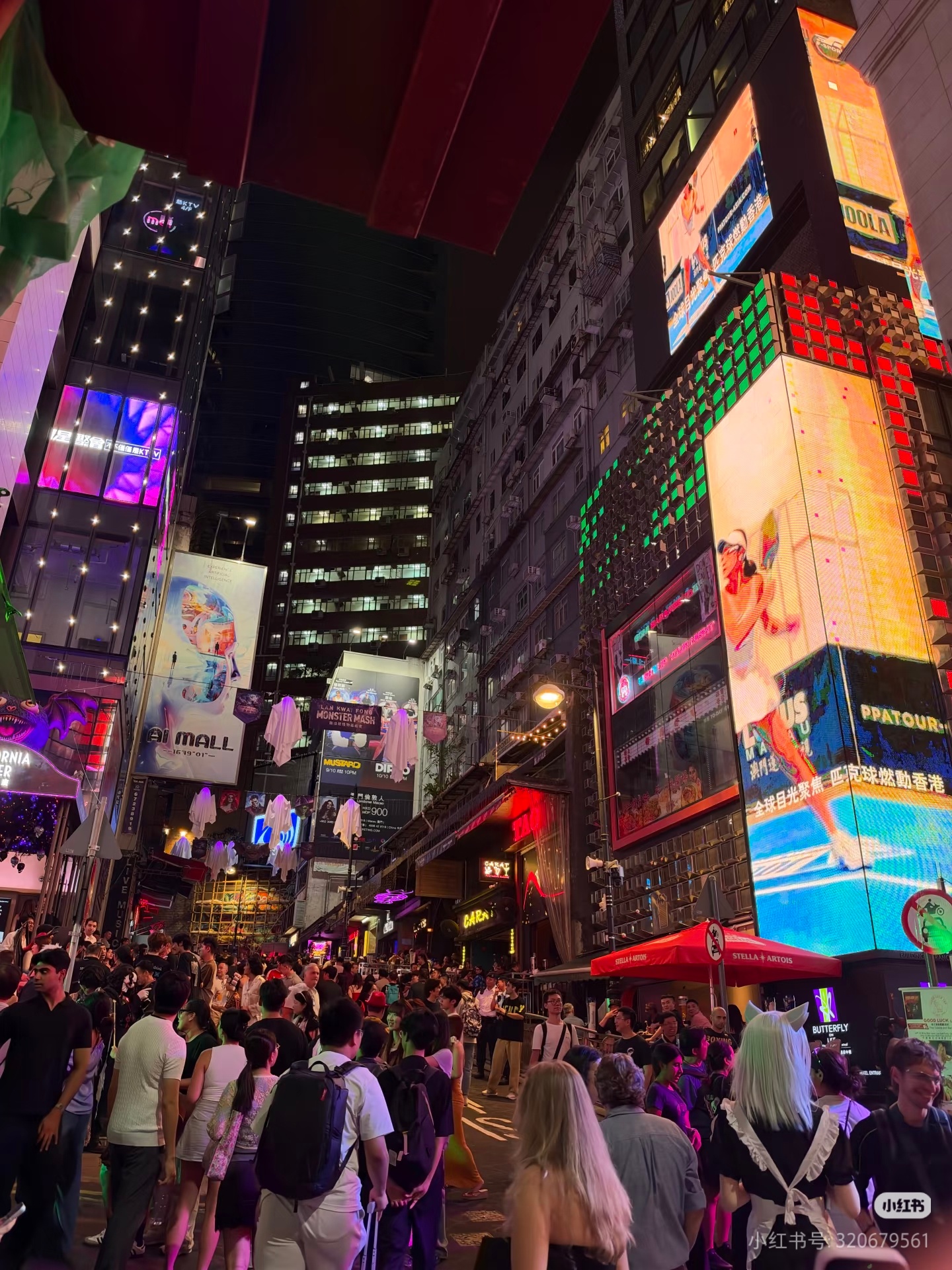 转shatu10.17的🇭🇰兰桂坊万圣节 兰桂坊 中环万圣节的第一个周六晚上