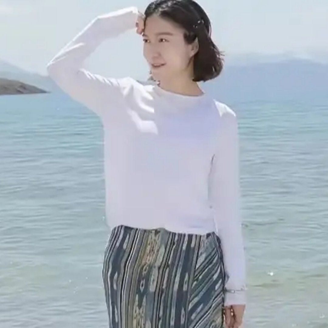 28岁的翁帆，怎么会嫁给82岁的杨振宁。这21年，他们两个无视流言蜚语，互相陪伴