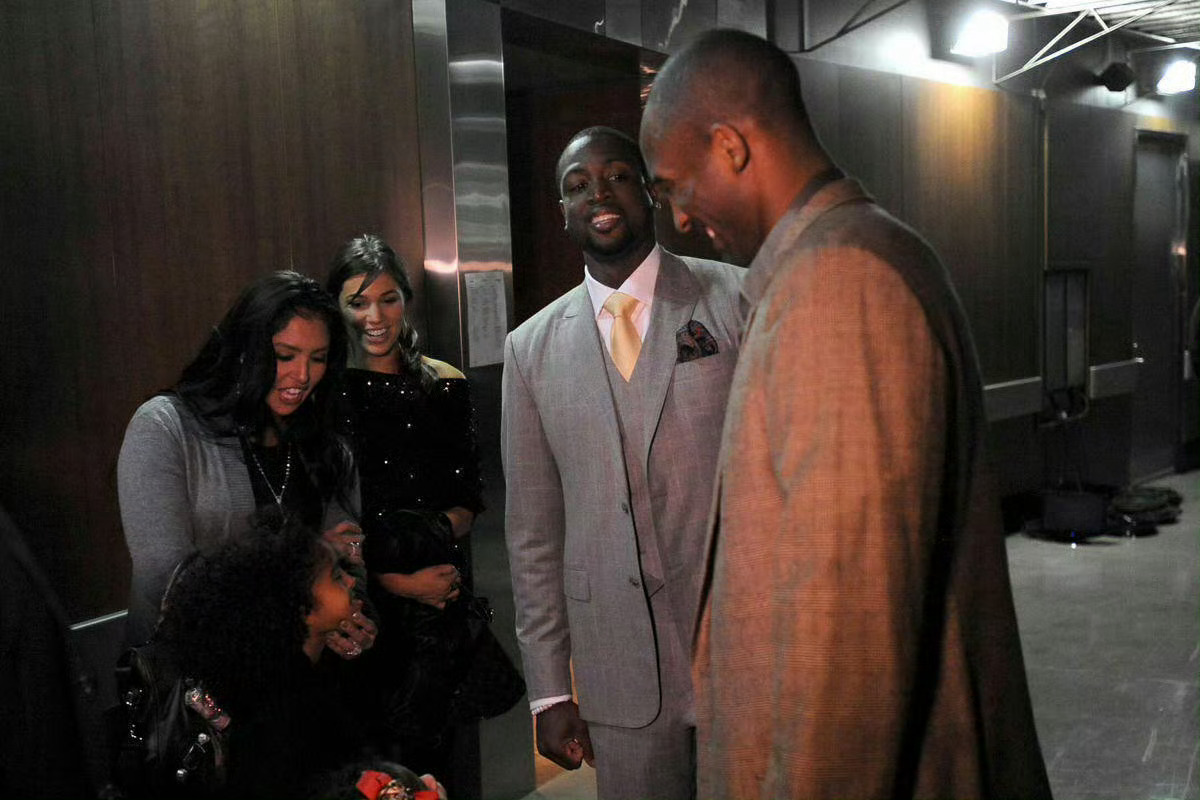 别太急着长大。好好珍惜你的少年时光，因为有一天，当你失去了那种神秘的力量，下半辈