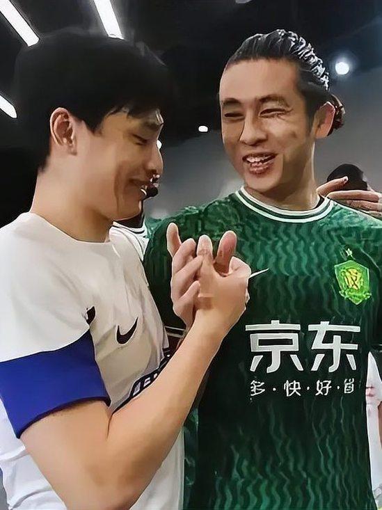 今晚19:35，中超第8轮，看点之一的比赛“京津德比”，准时开战！
本赛季京、津