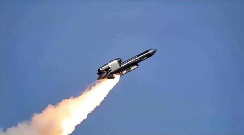 结束乌克兰战争最快的办法是向他们提供数量更多的巡航导弹。
西方必须大力资助他们的