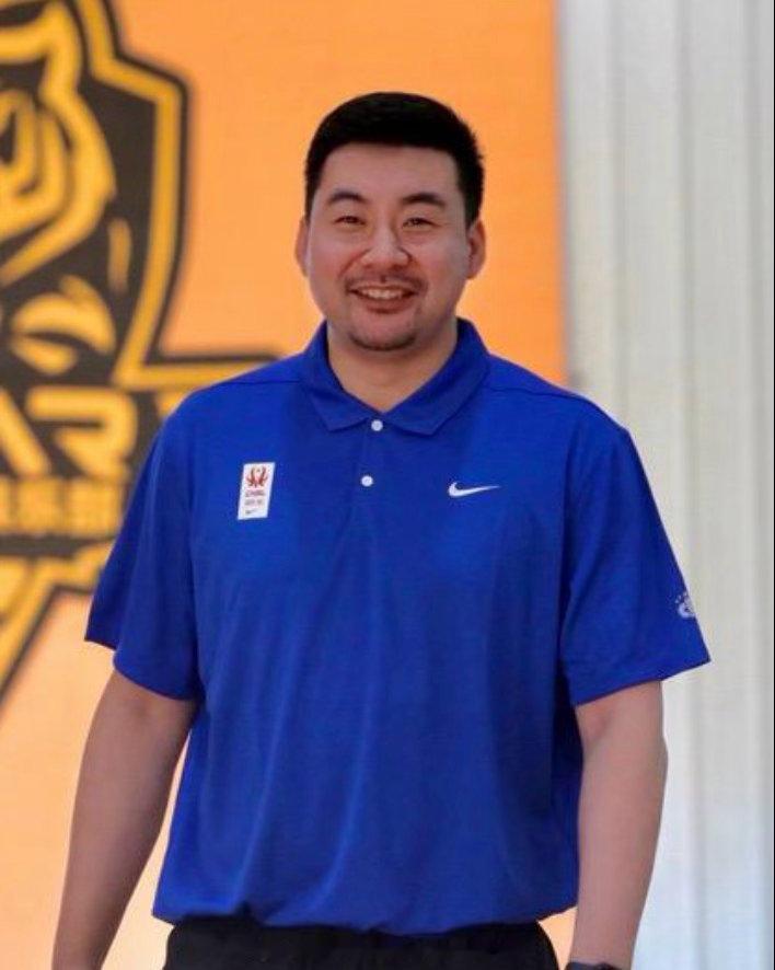 前辽宁男篮球员刘宗元加入辽宁男篮少年队担任教练，他球员时期曾为辽宁男篮出战过一个