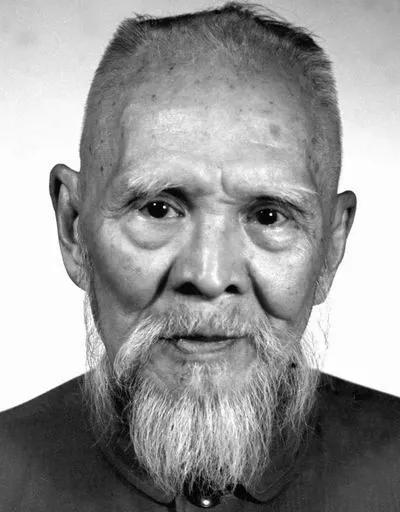 1955年5月8日，‌爱国华侨领袖司徒美堂因脑溢血在北京逝世，享年87岁‌。