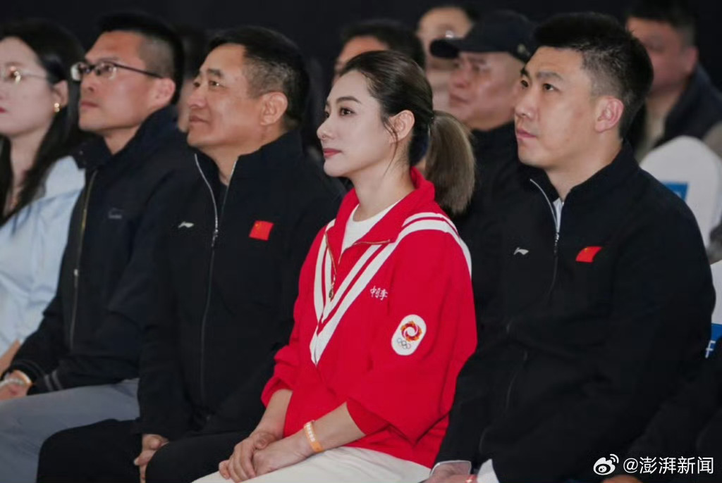 不擦边，不违法，不违规，正大光明做自媒体，是没问题的，也是会受到支持的，尤其健身