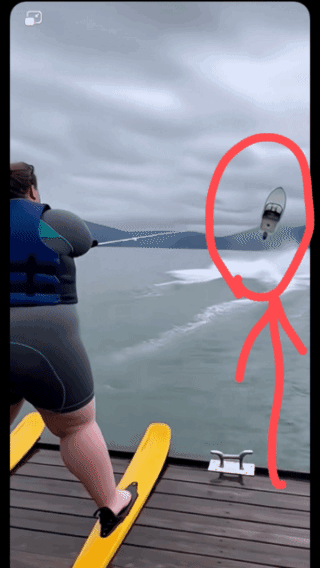 小船
被她拽翻了！