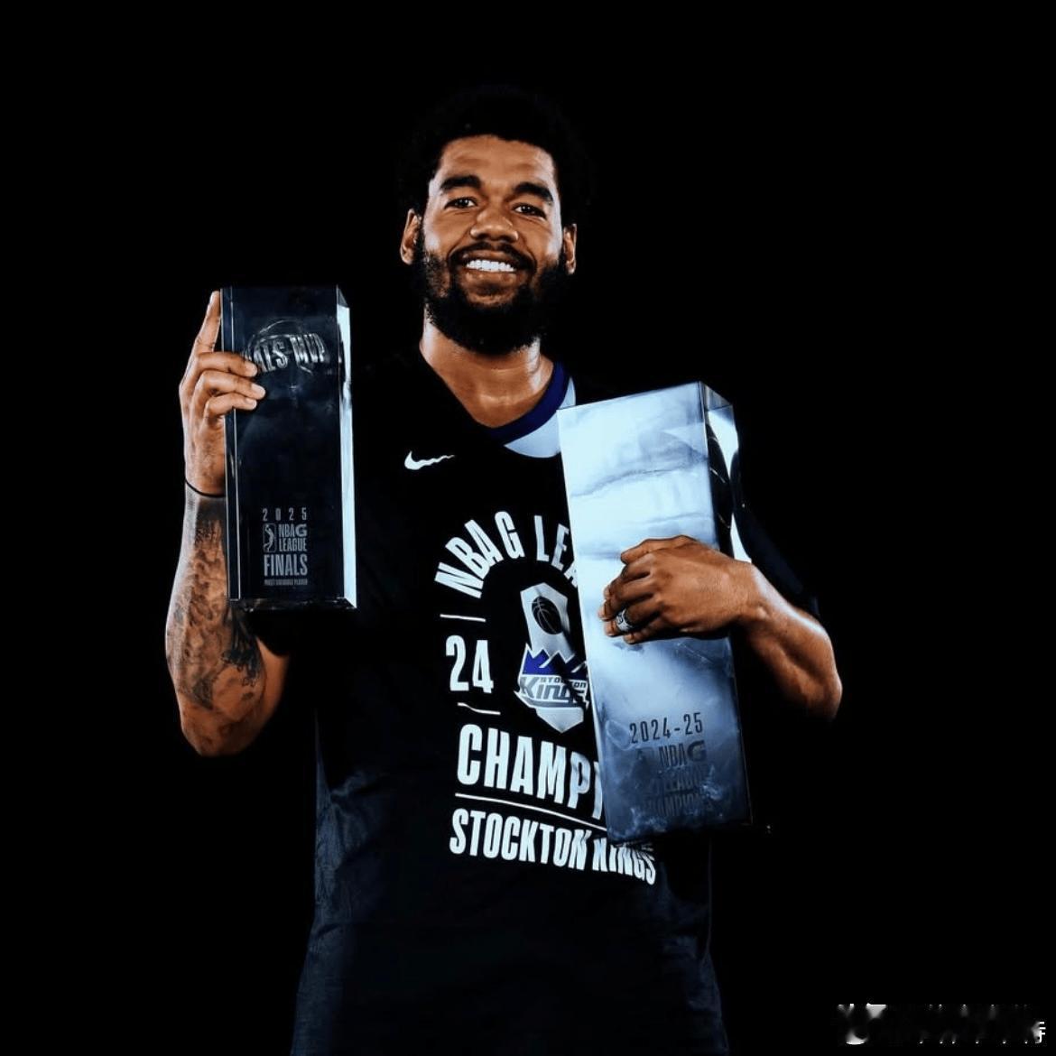 篮球圈又有新动态！有CBA球队正追求NBA发展联盟总决赛MVP梅森 - 琼斯。这