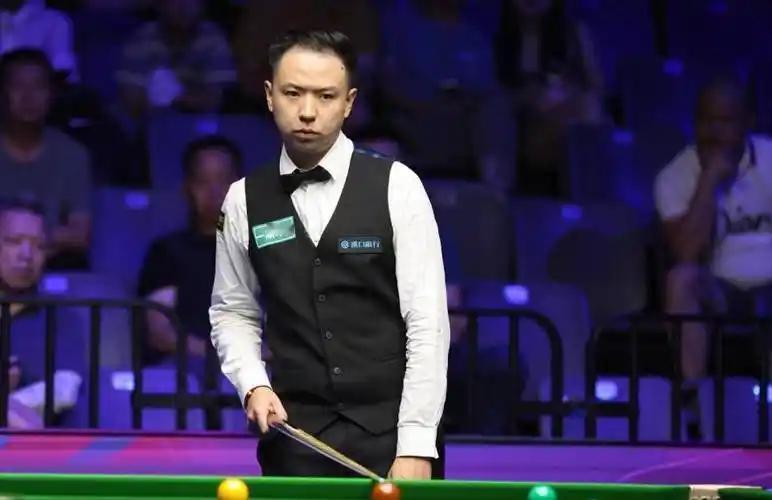 肖国栋和肖恩·墨菲最新赛况（2026年斯诺克世界锦标赛1/8决赛第二阶段）

 