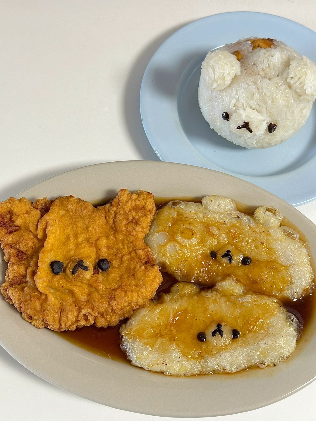 轻松熊排骨年糕和粢饭团