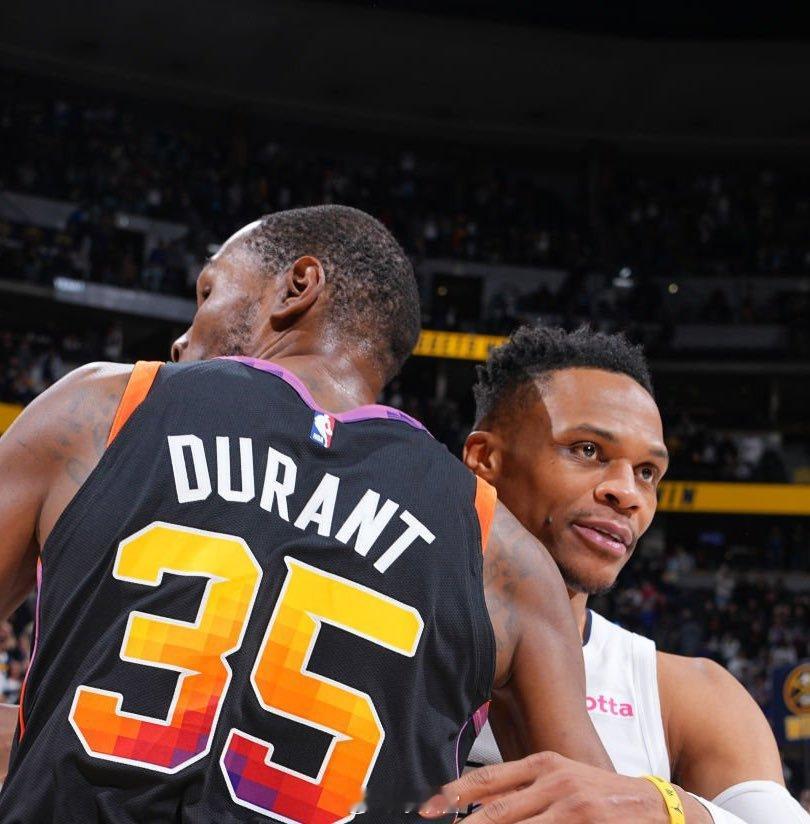 杜兰特希望火箭能签下威少，“威少是个传奇，他值得留在NBA，也配得上以自己的方式