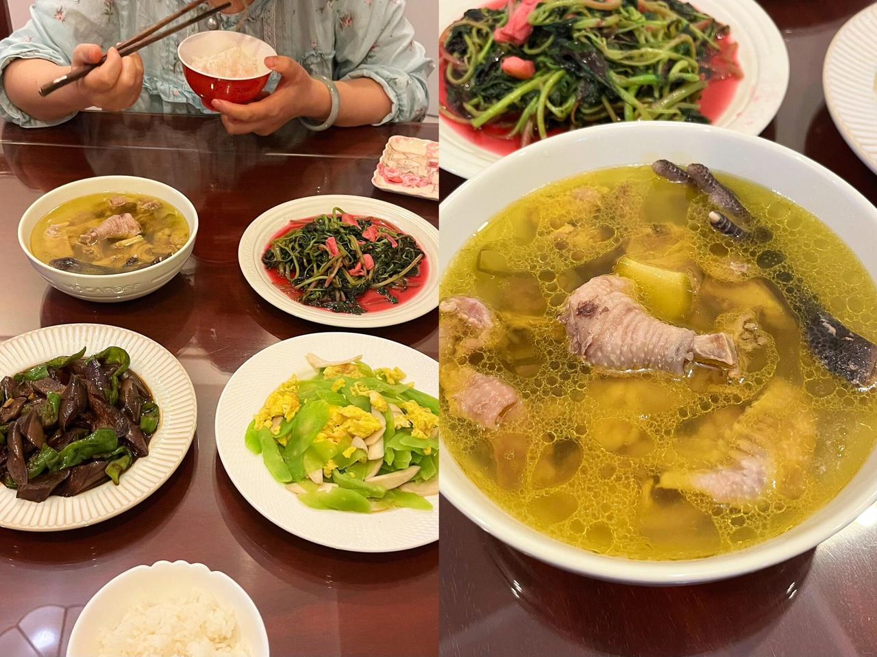 万万没想到！
妈妈跨越几千公里来看我，没重演“火星撞地球”的戏码，竟靠一碗
没烧