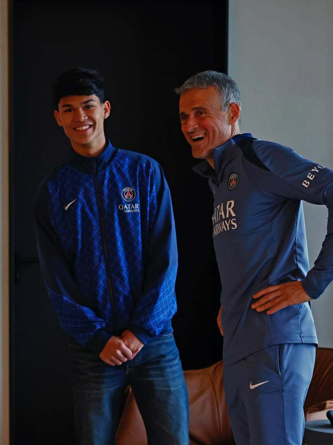 约罗在巴黎圣日耳曼。法甲