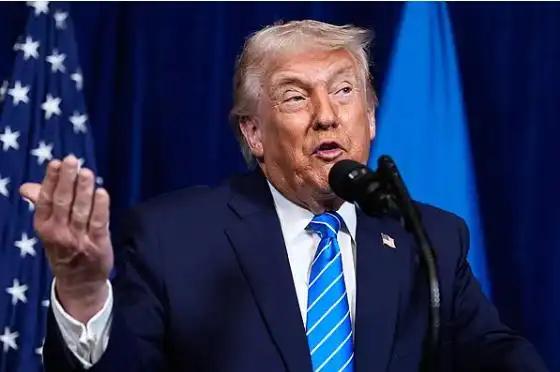 美国将取代联合国？？？
2025年12月，特朗普宣称“美国已变成真正的联合国”。