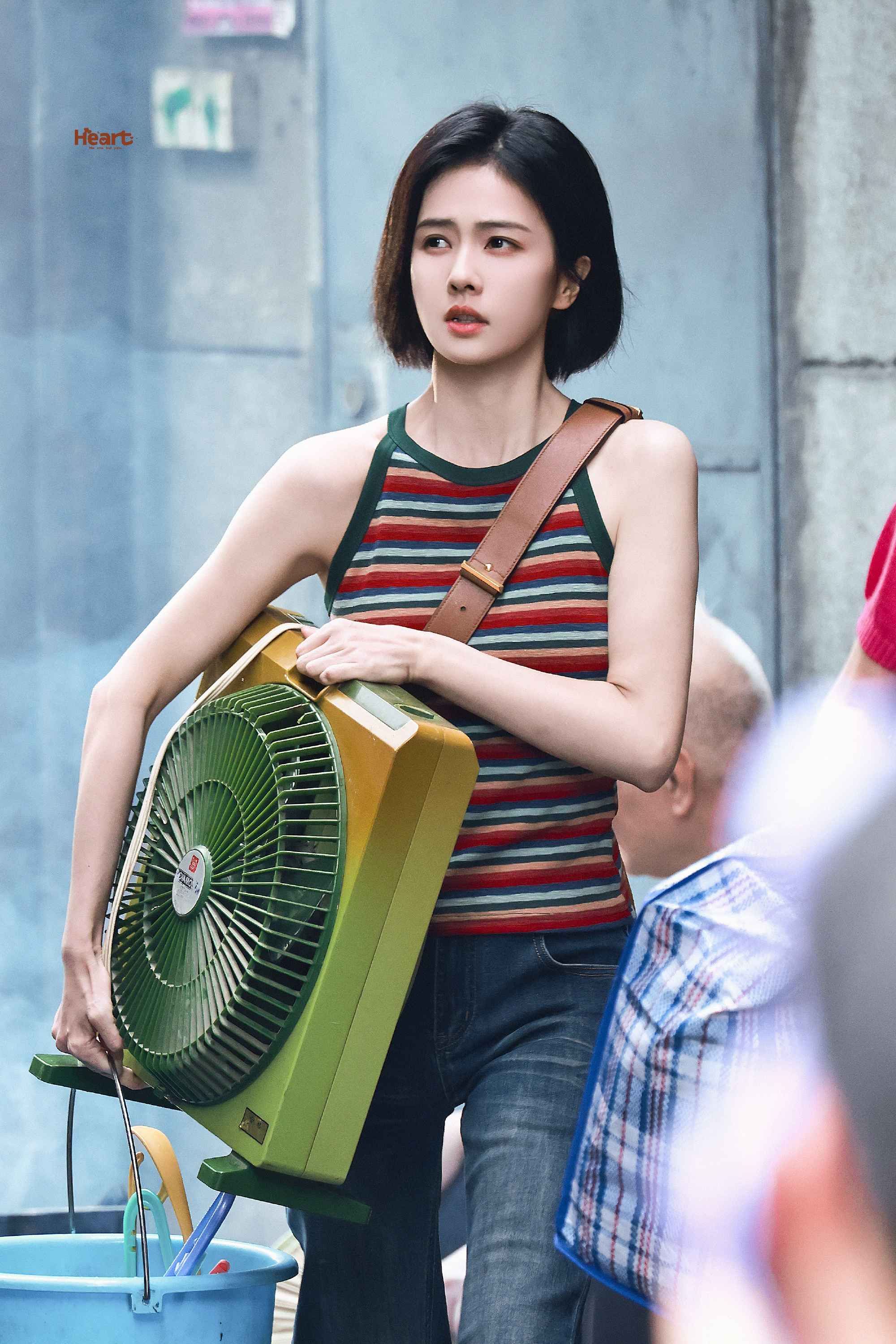 手臂看着很有力 