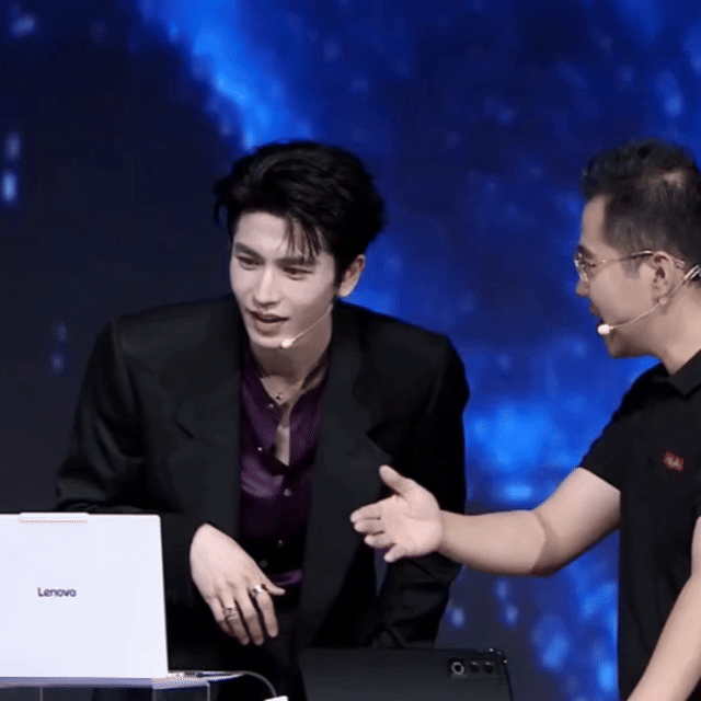 张凌赫联想发布会 张凌赫张凌赫联想发布会现场状态张凌赫