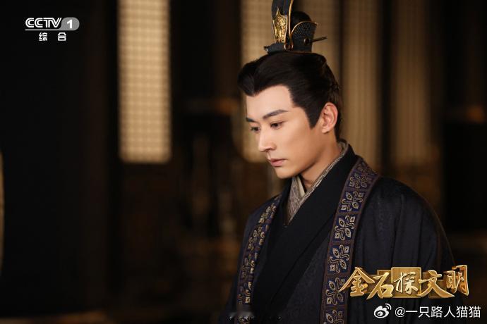 刘学义版扶苏适配度好高刘学义一行泪镜头太绝了  刘学义完全的演技派，他饰演的公子