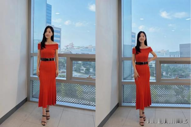 11月，演员韩智慧在自己的Instagram上上传了多张照片。照片中，韩智慧身着