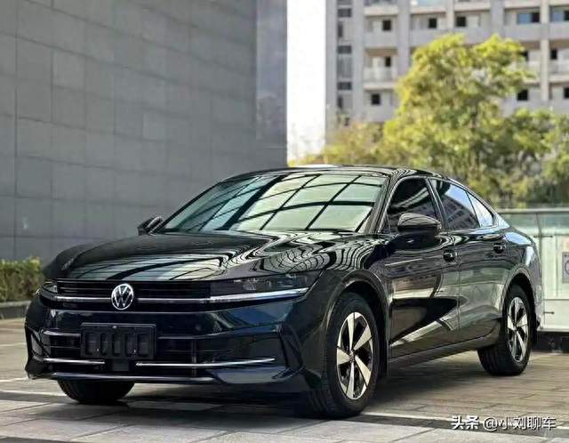 开了1.6万公里，聊聊迈腾B9的真实底色：动力越级，综合实力不错