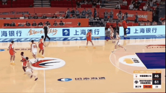 球迷的眼光永远不会出错！U18国青迎战西班牙职业精英梯队，球队内线整体实力偏弱，