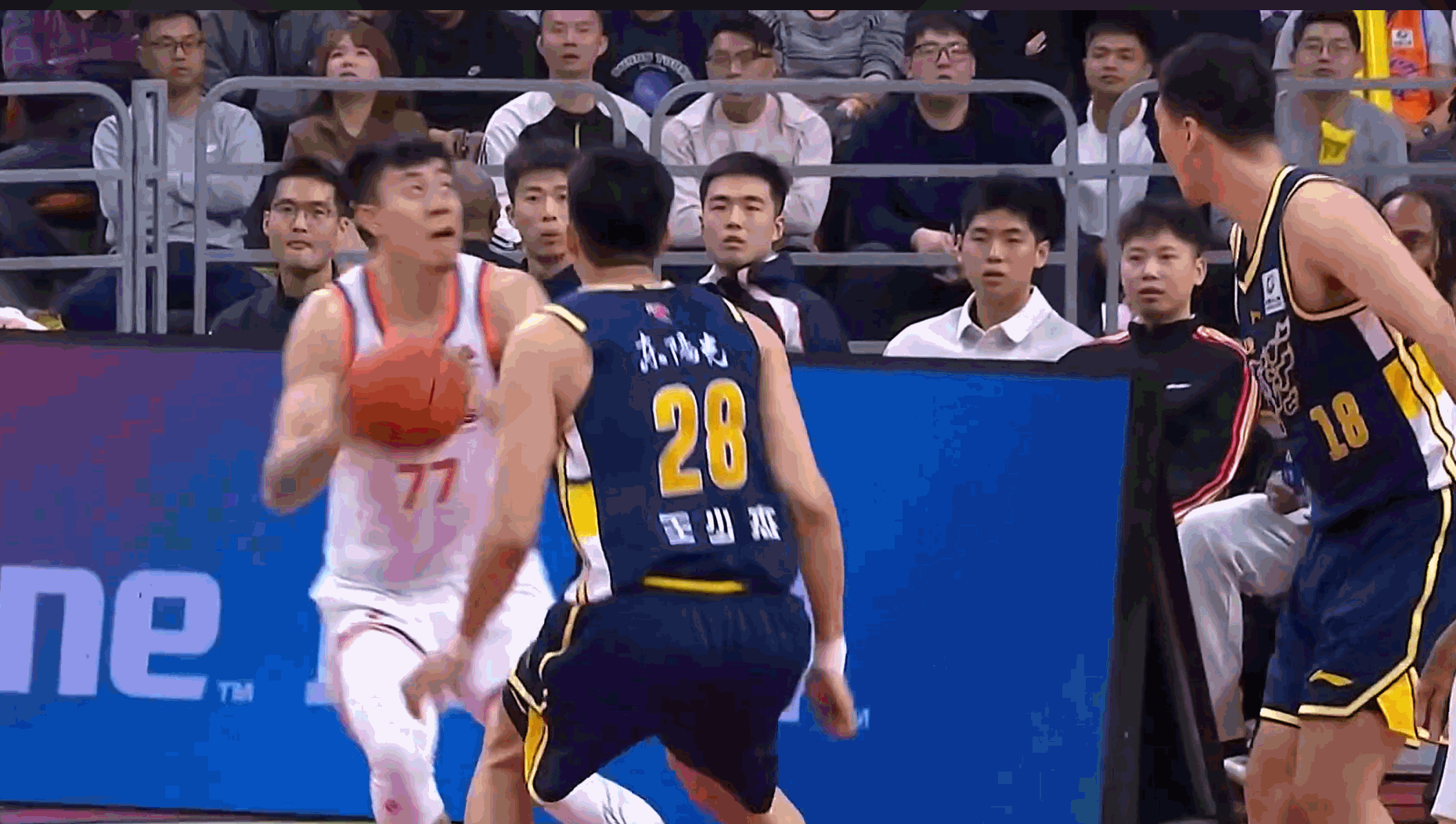 广东男篮vs上海男篮 辽粤的温存 