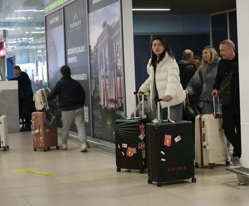 【欣赏耍姐的美—-欢迎来到哲特苏！】世界女排新闻缪伊雯加盟坦泽塔苏缪伊雯 济南·