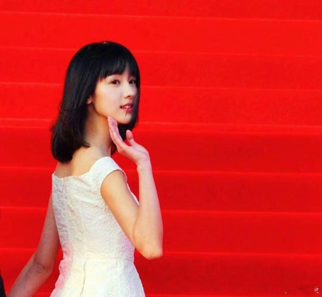 陈都灵早期的时候怎么这么萌 