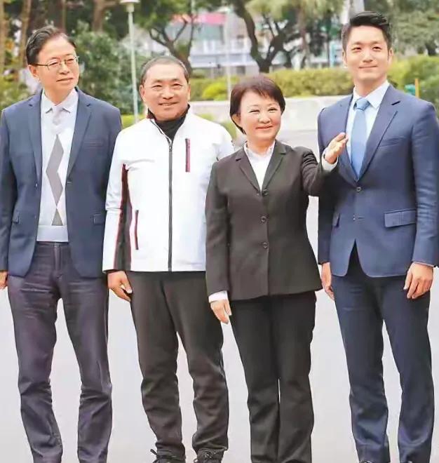 临阵叛变？说好集体不出席赖520就职典礼，但是临近时刻蓝营四大市长叛变三个，卢秀