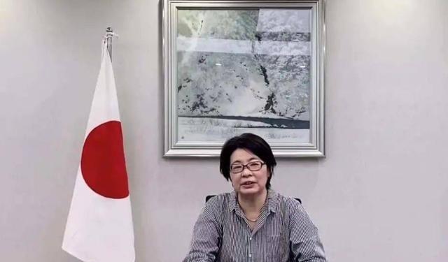 日本驻沈阳总领事高田真里说：“我本人以及日本国驻沈阳总领事馆，将把‘确保在东北地