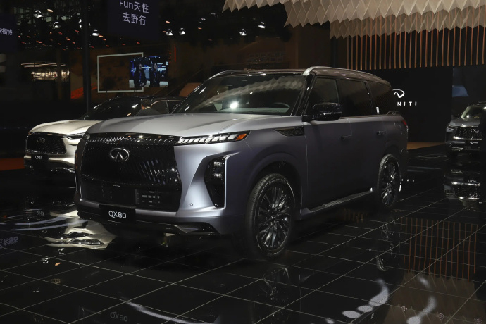 全新英菲尼迪QX80上市，定位全尺寸SUV，售价分别为119.8万元、136.8