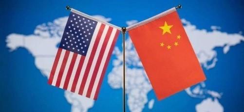 法媒表示，毫无疑问，中国无视了华盛顿的威胁！

在中国油轮“富星”号通过霍尔木兹