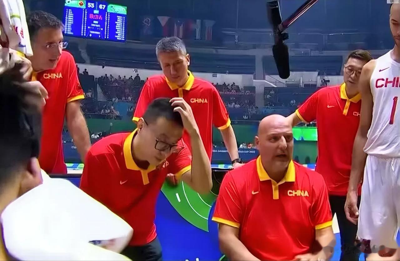 男篮世界杯，中国🇨🇳89—107波多黎各🇵🇷，给中国的球员评分：

⒈赵