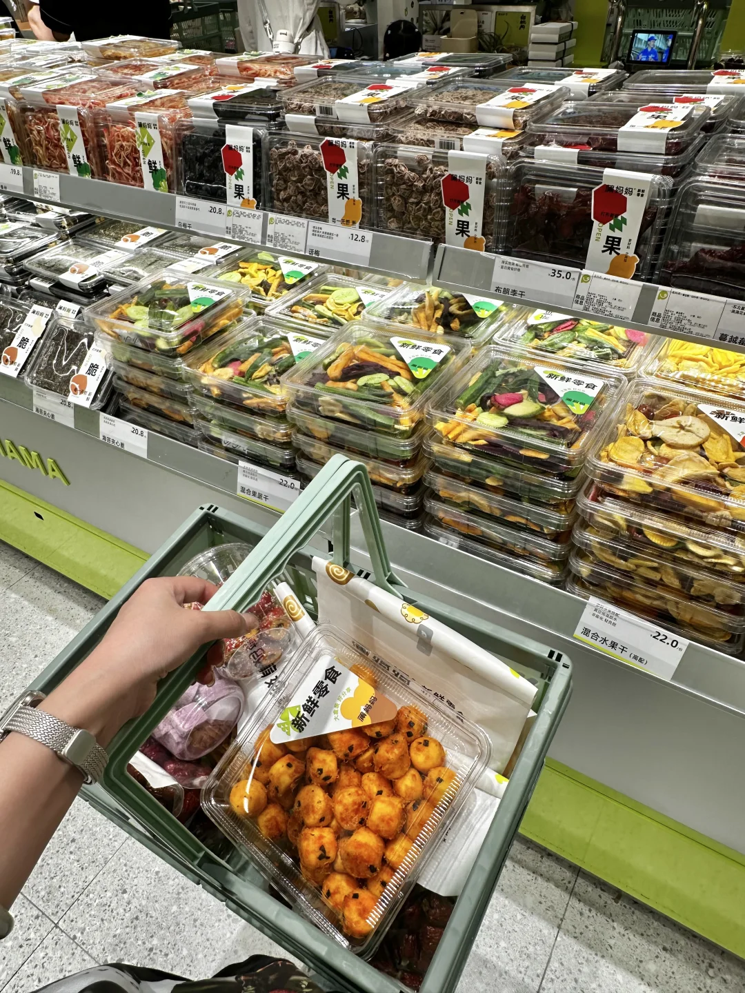 宁波的零食店已经Next Level 了。。。