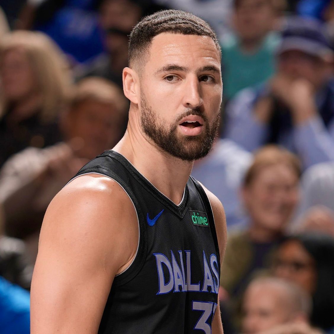 独行侠队已表示愿意交易队内部分老将，其中包括克莱·汤普森。NBA