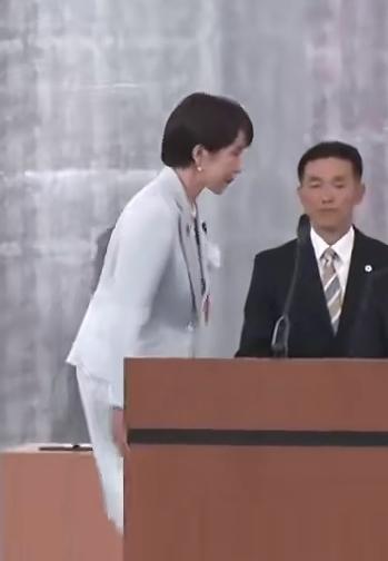 如果高市早苗深刻认识到自己的错误，不再参拜靖国神社，和台独分子划清界限，到时候肯