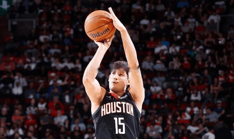 火箭这对于谢泼德的培养完全不对啊，其实你就照抄勇士给库里的战术不就完事儿了吗？好