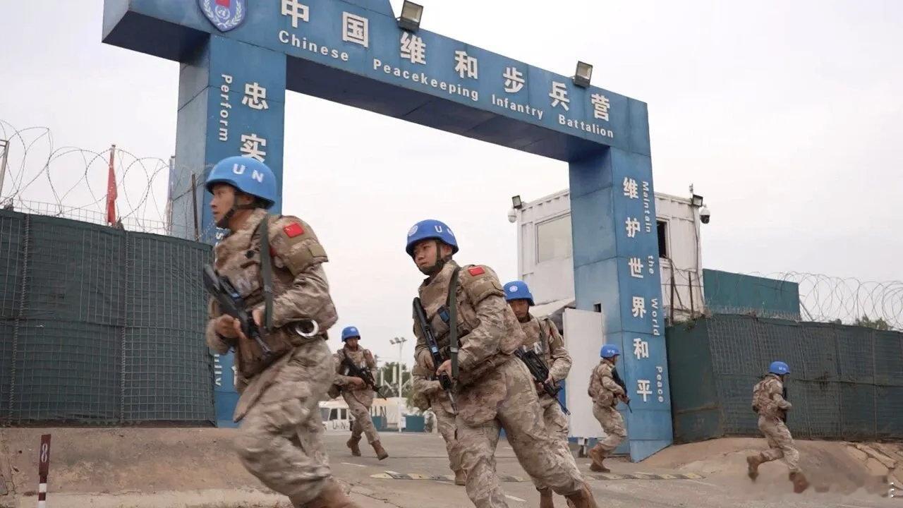 我是一个兵   【强军早报 】军事早知道1、2月上旬，空军航空兵某旅开展飞行训练