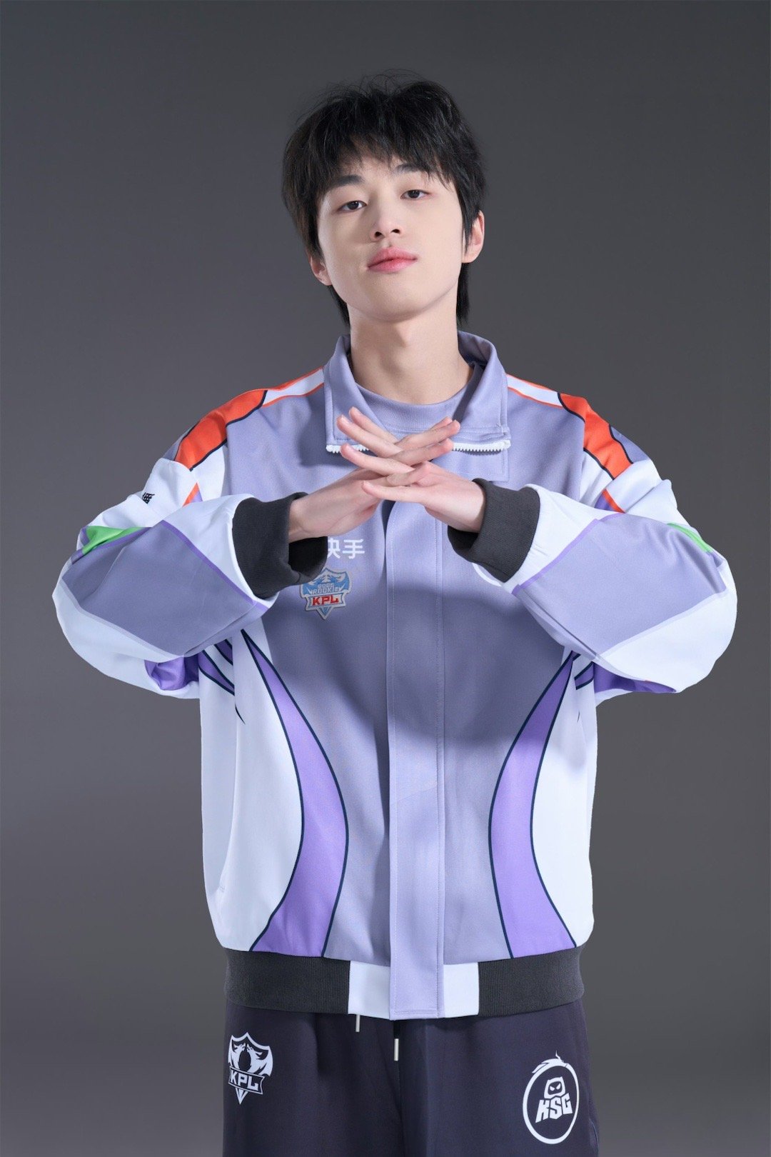 无言ZHY  1.15贴贴看到回 