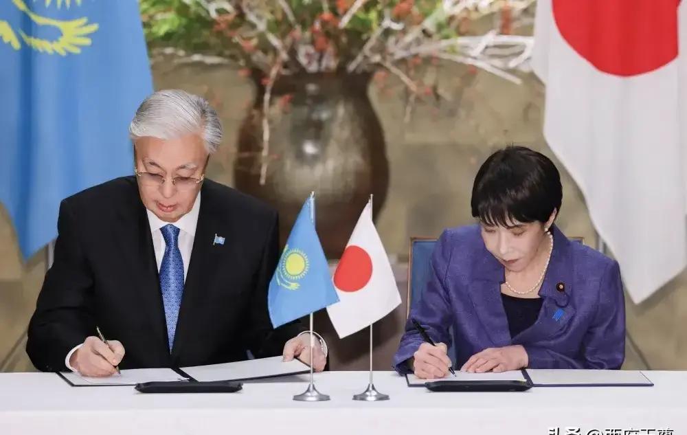 快讯！
 
日本突然宣布了
 
近期，哈萨克斯坦、乌兹别克斯坦、土库曼斯坦、吉尔