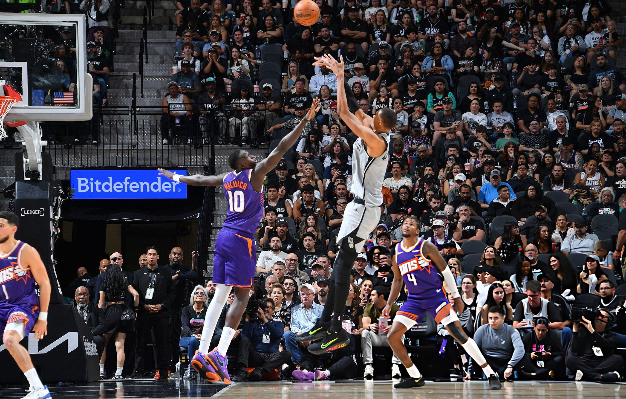 文班中距离杀死比赛！！！ 新赛季篮不住 我的观赛搭子